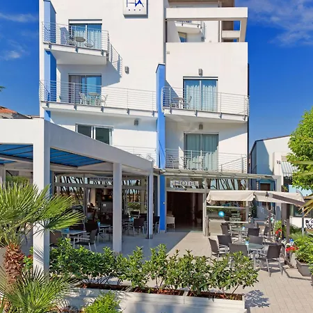 Nino Vacanze Lejlighedshotel Alba Adriatica